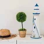 公寓 Elegant Semi-detached With Sea Views In