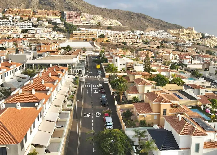 Charming Semi- Detached In Mirador Del Duque Апартаменти