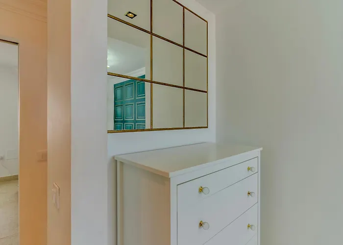 Апартаменти Charming Semi- Detached In Mirador Del Duque