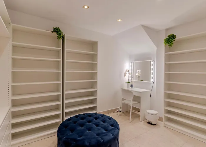 Charming Semi- Detached In Mirador Del Duque Апартаменти *