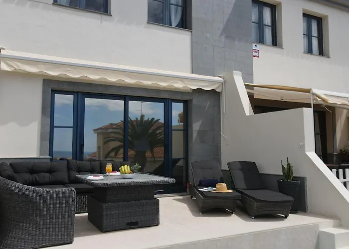 Elegant Semi-detached With Sea Views In