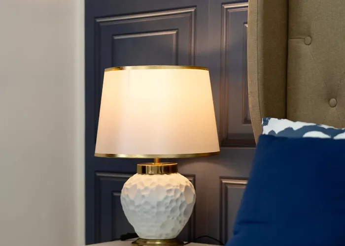 Elegant Semi-detached With Sea Views In