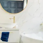 Apartment Elegant Semi-detached With Sea Views In *