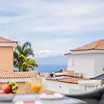 Апартаменты Elegant Semi-detached With Sea Views In Адехе