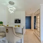Elegant Semi-detached With Sea Views In Costa Adeje (Tenerife)