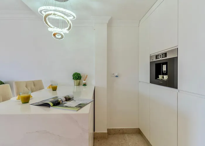 Elegant Semi-detached With Sea Views In * Costa Adeje (Tenerife)